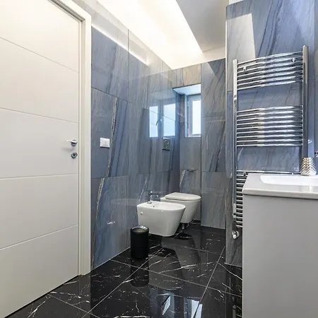 Prezioso & Alojamento de Acomodação e Pequeno-almoço 4*